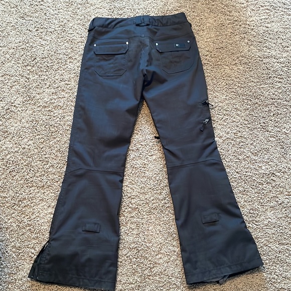 Ladies Snowpants - Picture 4 of 6